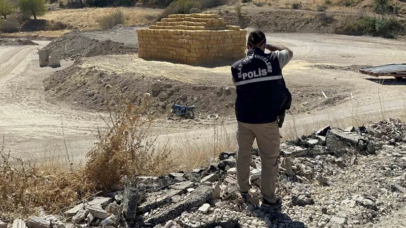 Şarampole yuvarlanan motosikletin sürücüsü ağır yaralandı
