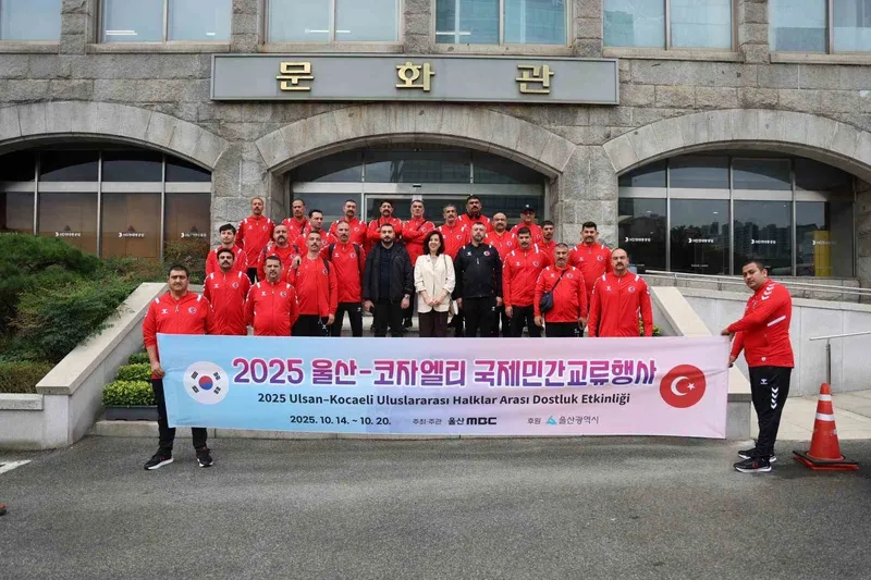 Büyükşehir Mehteri, festival için Ulsan’da
