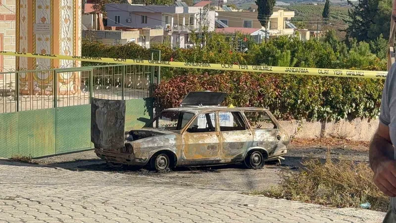 Mersin’de dehşet: 1’i çocuk 2 ölü, 1 yaralı
