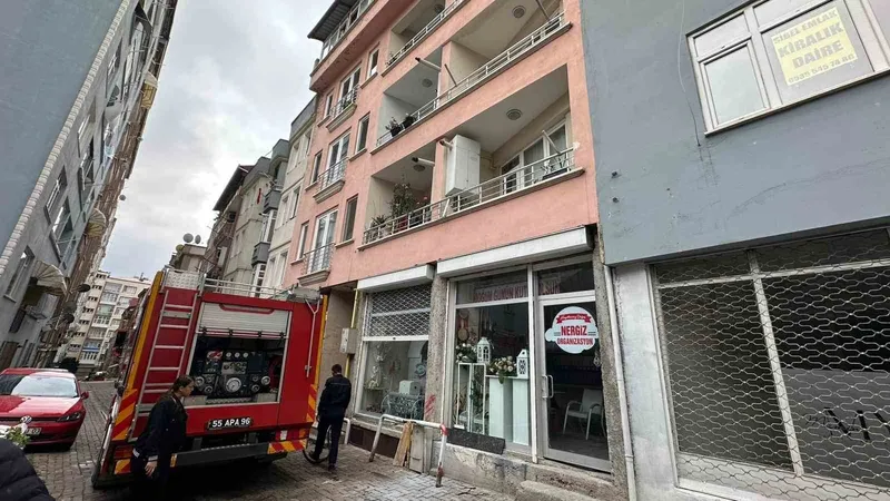 Samsun’da çatı yangını
