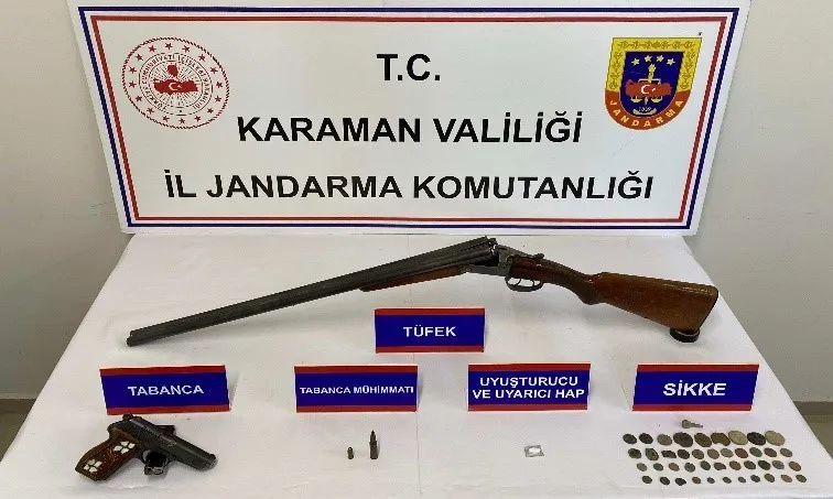 Karaman’da tarihi eser ve ruhsatsız silah ele geçirildi: 7 tutuklama
