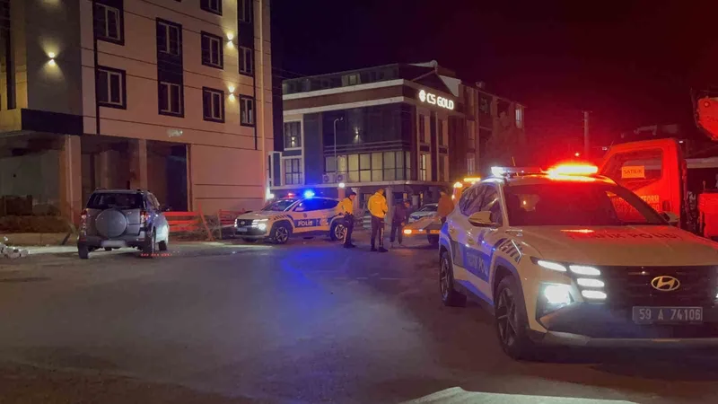 Tekirdağ’da polis kavga ihbarına gittiği arabada tabanca buldu
