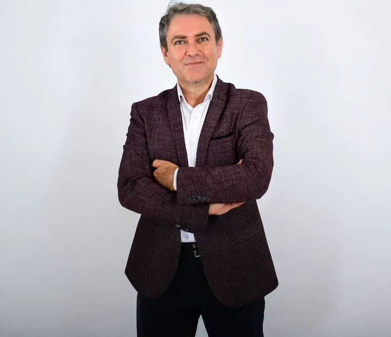 Yazar Sinan Meydan Antalyalılarla buluşuyor
