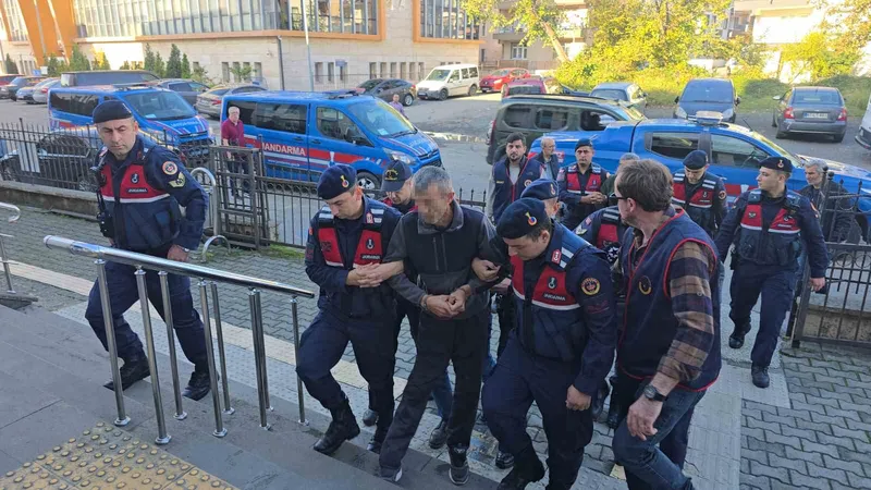 Zonguldak’ta 12 yıl önce bakkalda öldürülen İlyas Kasım cinayetinde 3 şüpheli gözaltında
