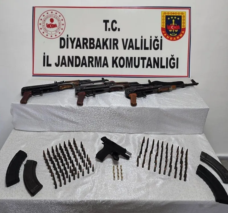 Diyarbakır’da silah kaçakçılığı operasyonu
