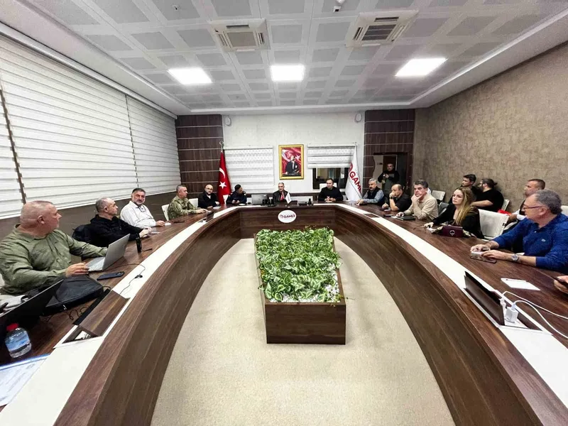 Balıkesir depremi sonrası Manisa’da kriz yönetimi devrede
