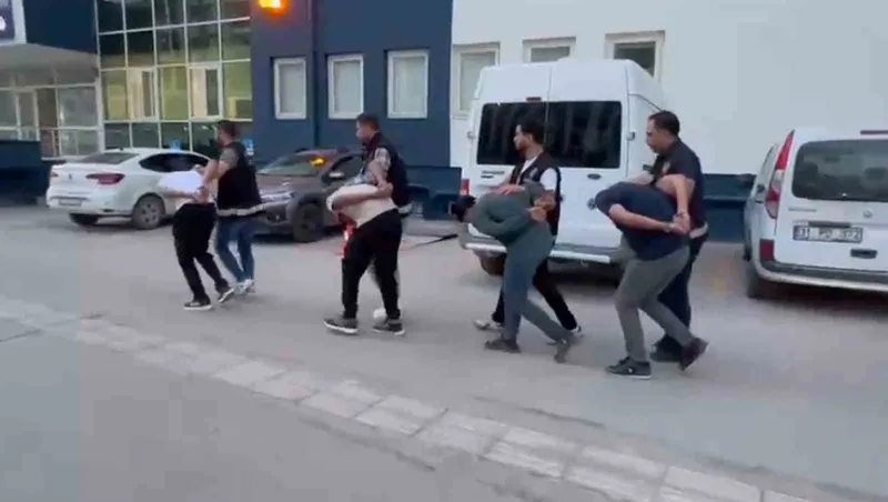 Hatay’da havaya rastgele ateş açan 4 kişi gözaltına alındı
