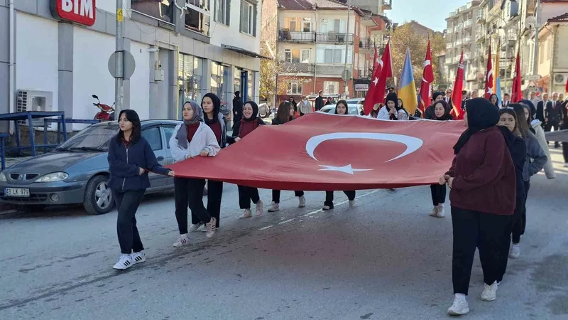Hisarcık’ta ’Cumhuriyet Yürüyüşü’
