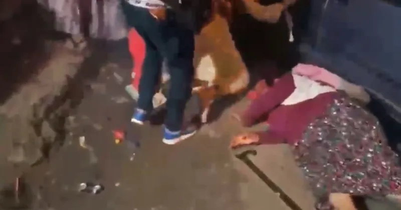 Düğünde korku dolu anlar: Havai fişekler kalabalığın ortasında patladı
