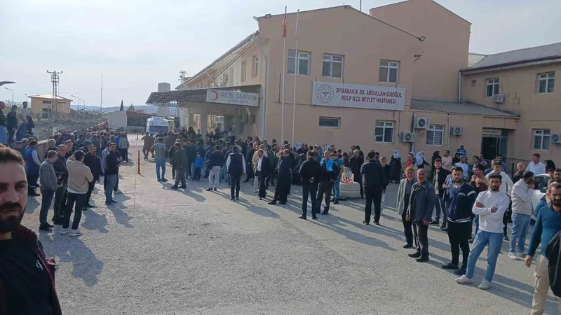 Diyarbakır’da inşaatı devam eden köprü çöktü: 3 ölü, 2 yaralı
