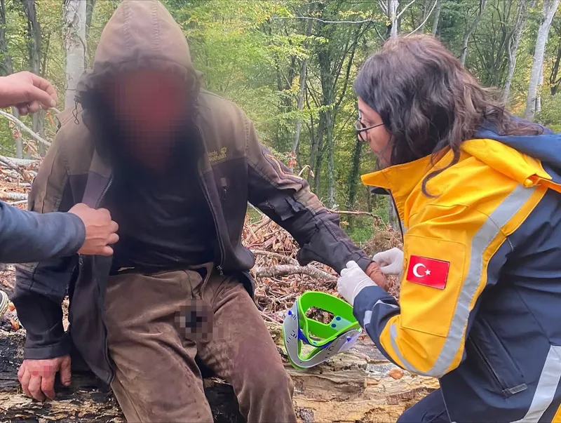 Ayının saldırısına uğrayan vatandaş için ekipler seferber oldu
