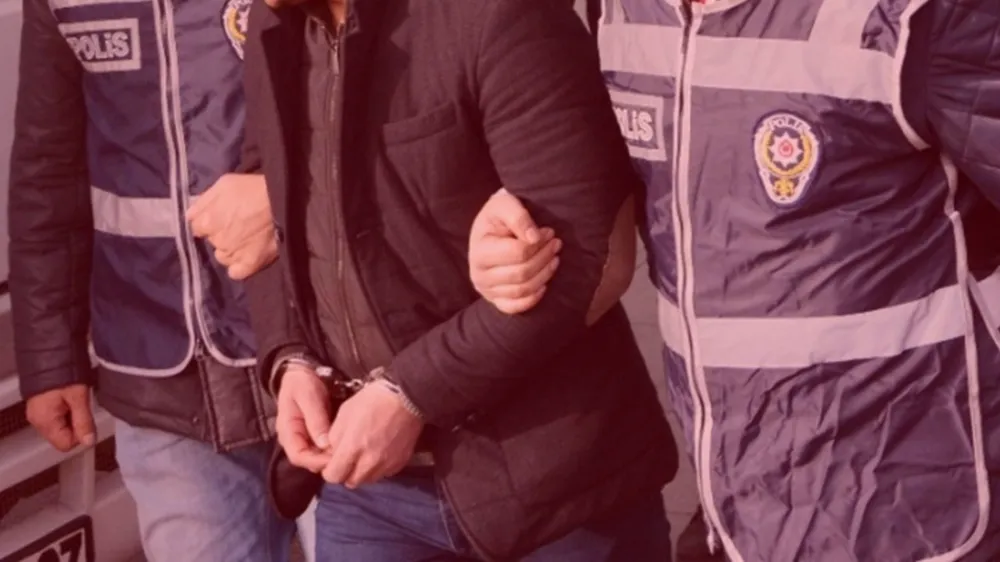 Dolandırıcılık şebekelerine 23 ilde dev operasyon!