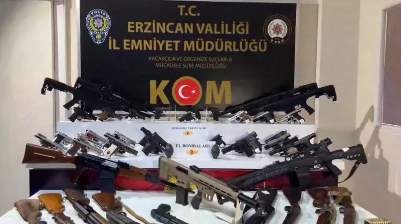 Erzincan merkezli 35 ilde silah ticareti operasyonu: 9 tutuklama
