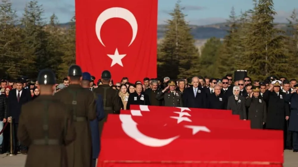 Türkiye yasta: Şehitlerimiz dualarla uğurlandı