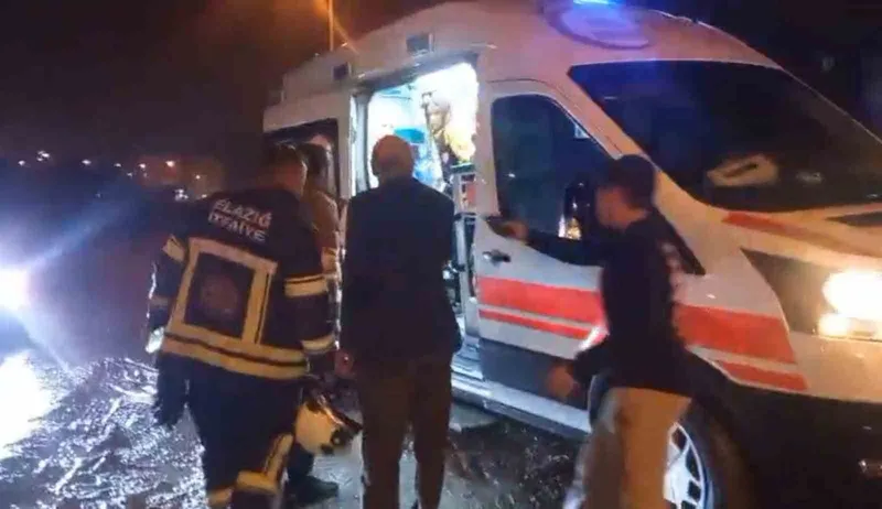 Elazığ’da çocuk, sobayı tinerle yakmak isterken yaralandı
