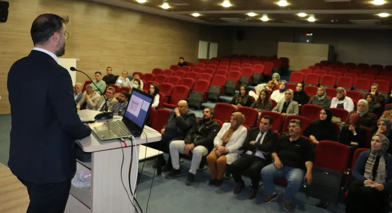 Bayburt’ta sağlık çalışanlarına ’Sağlık Tesisleri Değerlendirme Standartları Eğitimi’ verildi
