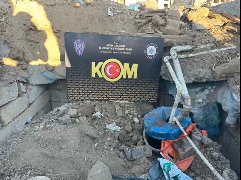 Ağrı’da yer altına gizlenen tanktan 3 bin 562 litre kaçak motorin çıktı
