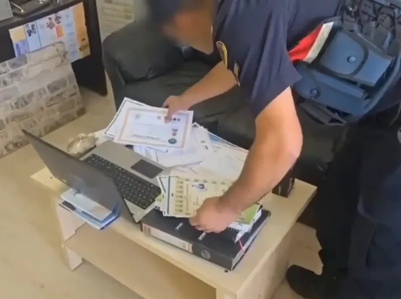 Ustalıktan kalfalığa, ehliyetten SRC’ye kadar sahte belge hazırlamışlar:  7 tutuklama
