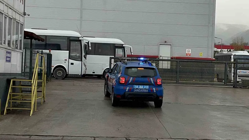 Gezer Fabrikası’nda işçiler iş bıraktı
