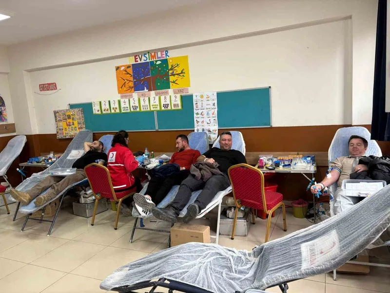 Okulda kan bağışı kampanyası
