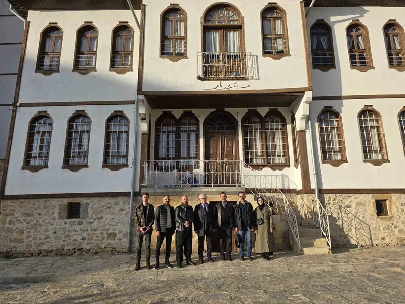 Yozgatlı Hattat Mehmet Fenni Efendi’nin eserleri oluşturulacak müze ile hat severlerle buluşturulacak
