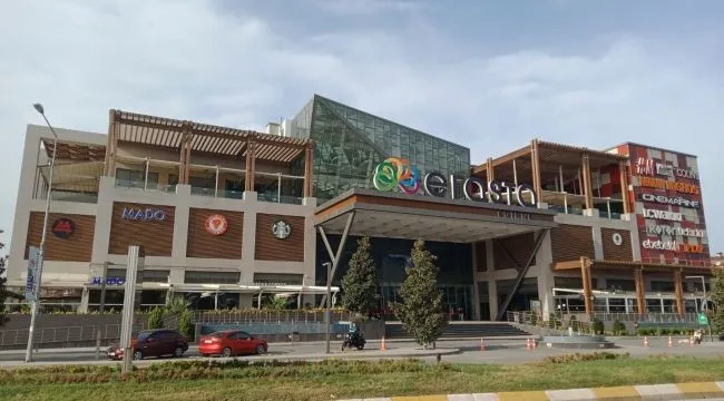 AVM’nin bayan tuvaletinde cep telefonuyla görüntü alma olayı
