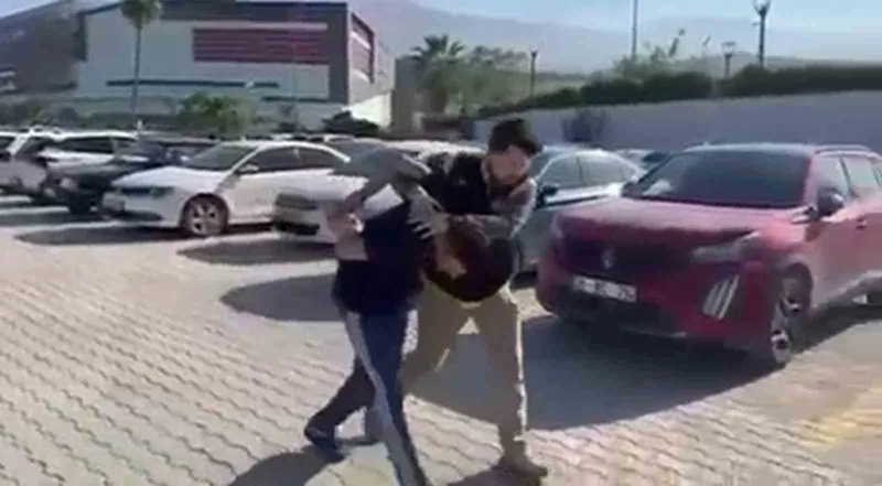 Şantiyede birlikte çalıştığı arkadaşını beyin kanaması geçirene kadar döven şahıs tutuklandı
