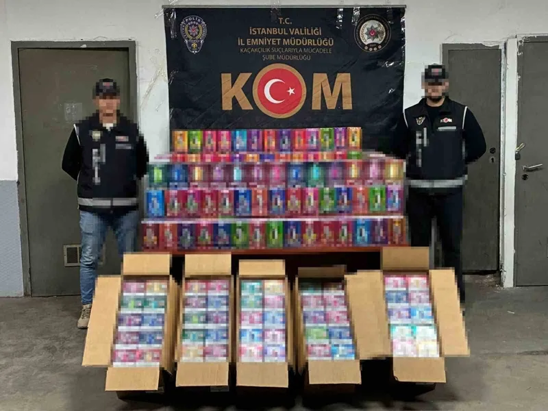 Beylikdüzü’nde okul çevrelerinde dron destekli denetim: 34 bin kaçak elektronik sigara ele geçirildi
