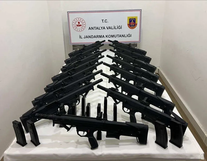 Jandarmadan silah kaçakçılığı operasyonu
