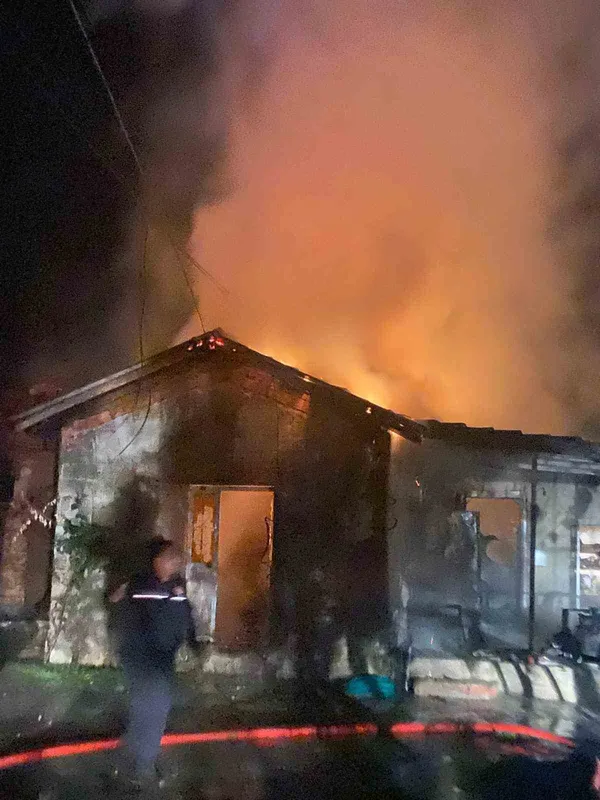 Ortaca Muhtarlar Derneği Başkanından yanan ev için vatandaşlara yardım çağrısı
