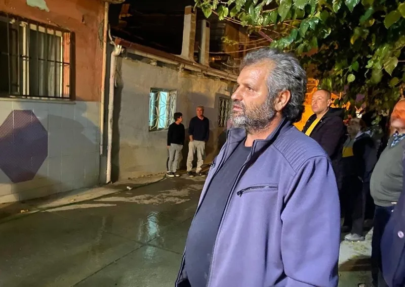 Alaşehir’de ev yangını büyümeden söndürüldü
