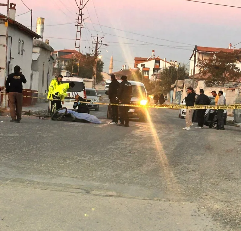 Kazada çocuğunun ölümünden sorumlu tuttuğu sürücüyü öldürdü
