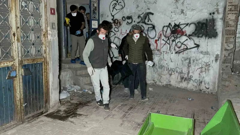 Adıyaman’da yaşlı adam evinde ölü bulundu
