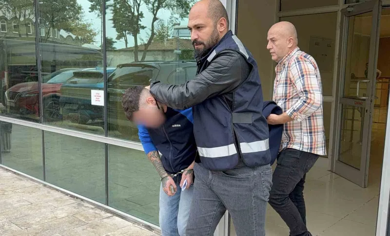 Cezaevi ziyaretinden dönen arkadaşını bıçaklayan şahıs tutuklandı
