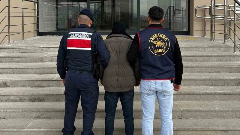 Kırıkkale’de kesinleşmiş hapis cezası bulunan 2 hükümlü yakalandı
