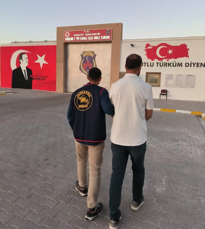 Kırşehir’de kesinleşmiş hapis cezası bulunan firari yakalandı
