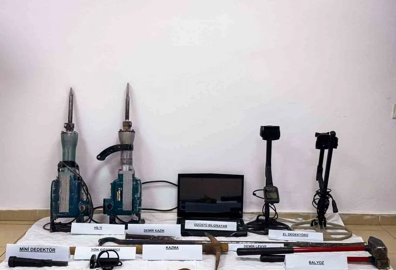 Adıyaman’da kaçak kazı operasyonu: 3 gözaltı
