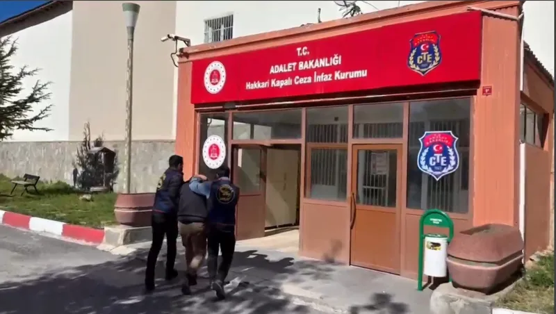 Hakkari’de 9 yıllık firari hükümlü yakalandı
