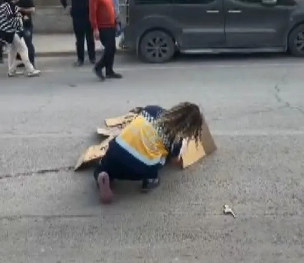 Otomobilin çarptığı çocuk hayatını kaybetti
