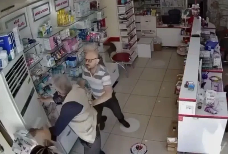 Muadil ilaç kavgasında yeni gelişme: Eczacı kalfası işten çıkarıldı
