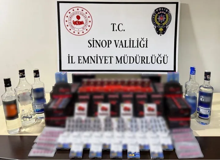 Sinop’ta kaçak içki ve cinsel içerikli ürün operasyonu: 1 gözaltı
