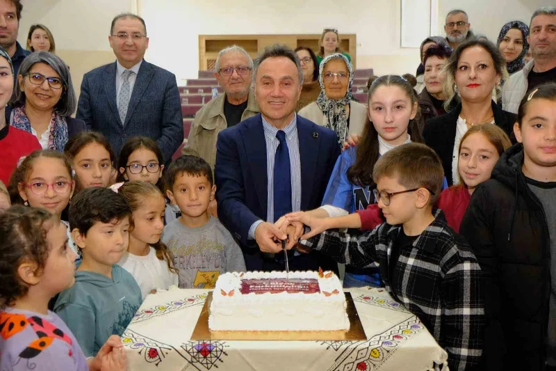 Üniversite öğrencilerine glütensiz üretim eğitimi
