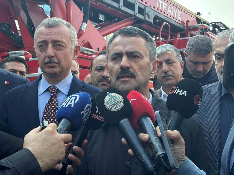 Parfüm dolum tesisinde çıkan yangında 6 ölü, 4 yaralı
