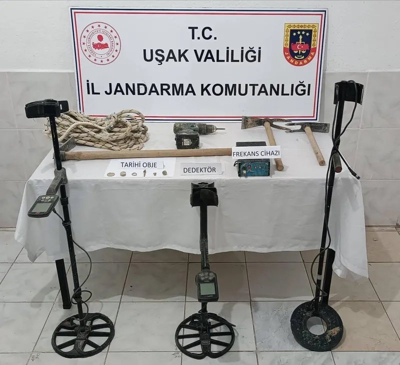 Jandarmadan kaçak kazıya suçüstü
