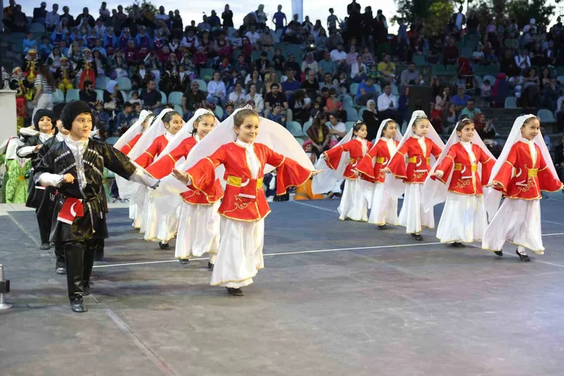 Darıca’da gençler için Kafkas halk oyunları kursu kayıtları başladı
