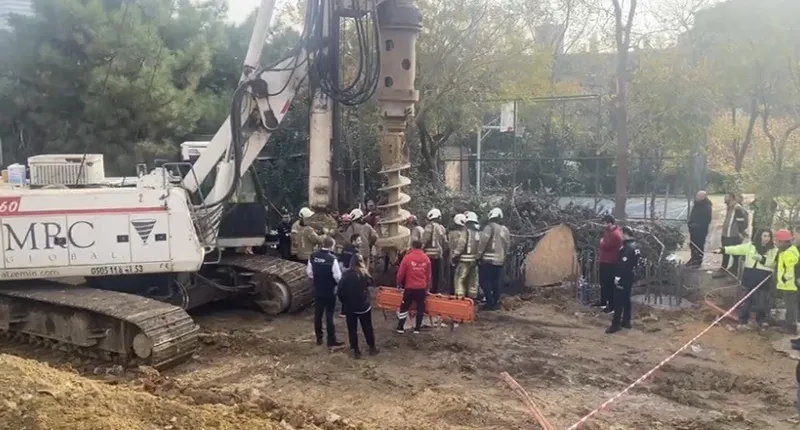 Kadıköy’de inşaat şantiyesinde işçi çukura düşerek yaralandı
