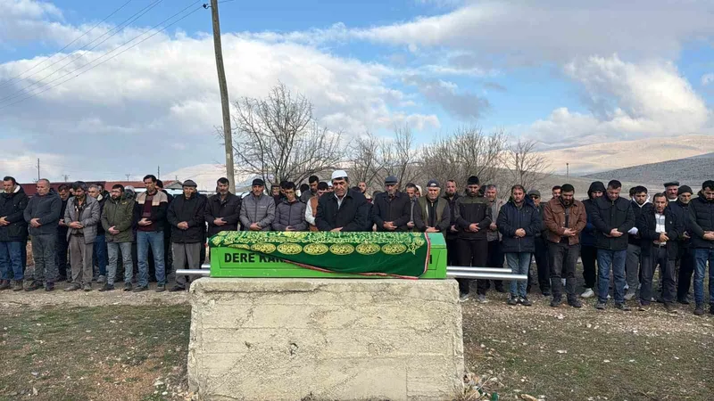 Zihinsel engelli adamın şüpheli ölümünde 3 gözaltı
