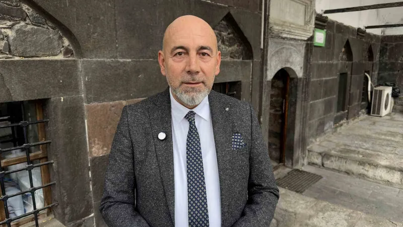 Anadolu Türk tarihinin en eski kitabesi, çalındıktan 23 yıl sonra bulundu
