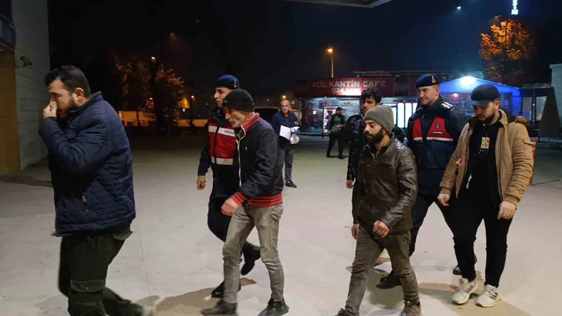 İnegöl’de 8 kaçak göçmen yakalandı
