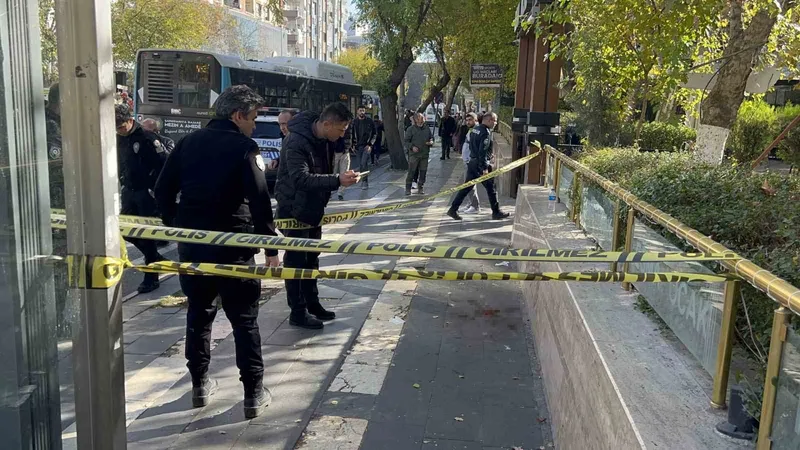 Eşini rahatsız eden adama tuzak kurup ayağından kurşunladı
